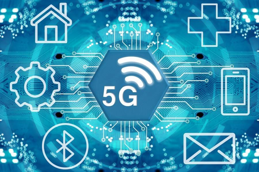 5G network wireless systems and internet of things with abstract connected dots wireless communication network on circuit diagram background.