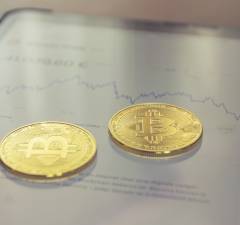 Avoid Coinbase Global Stock