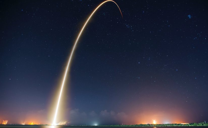 SpaceX sends its first SMS messages using satellites