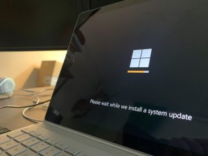 Microsoft reboot screen