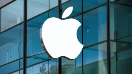 AI-powered image of Apple logo / Apple to cut 600 roles after scrapping plans for self driving cars