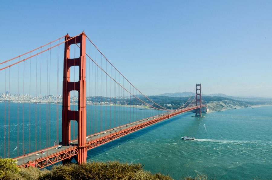 A scenic overview of the Golden Gate Bridge, a symbol of the California state