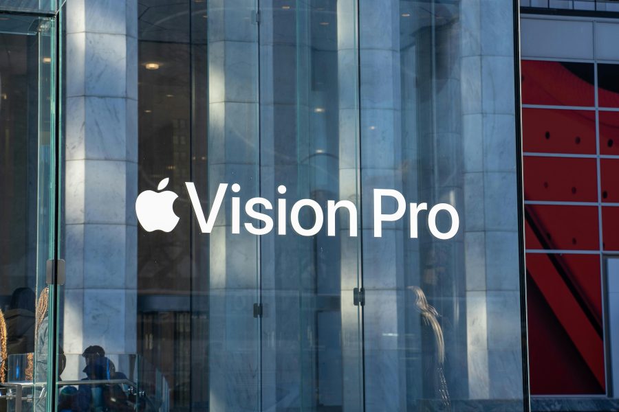 Canada and UK next in line for Vision Pro international rollout