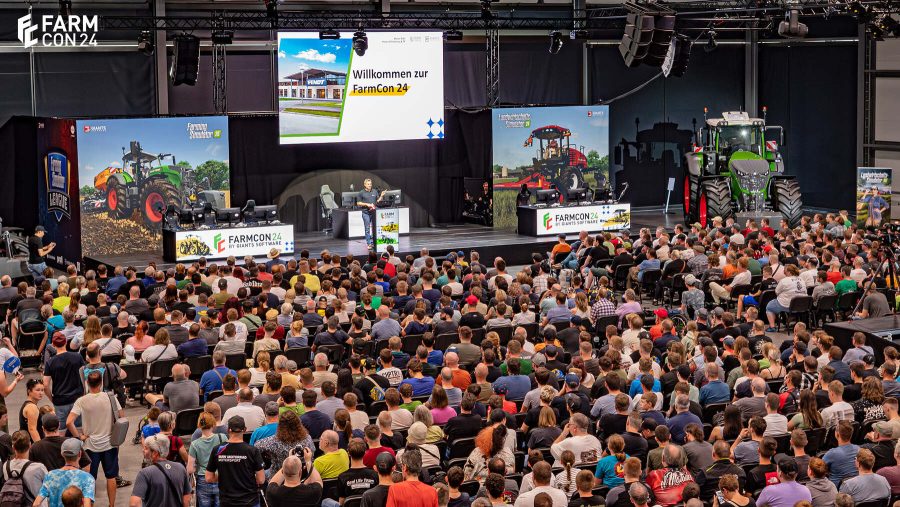 A photo of the crowds at FarmCon 24