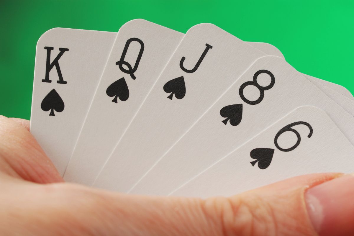 The Flush Poker Hand with 5 Cards of the Same Suit - Guide