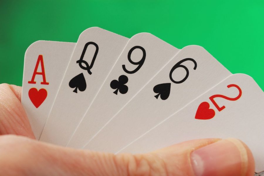 Hand That Beats a High Card in Poker