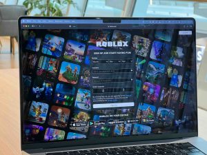 Turkey bans Roblox. Image of home screen on a laptop with Roblox on it.