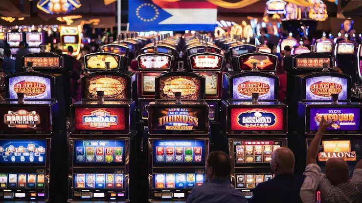 Missouri moves to regulate video slot machines amid legislative challenges