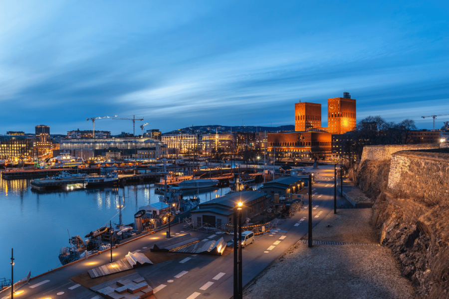 Foreign gambling shrinks in Norway as Norsk Tipping and Norsk Rikstoto see growth. Cityscape of Oslo