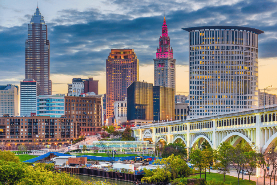Ohio cracks down on sports event futures from Kalshi, Robinhood, and Crypto.com. Cityscape of Ohio