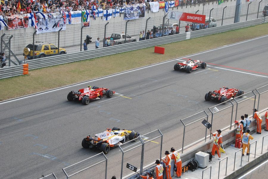 Chinese Grand Prix F1, can see four cars on the grid from an angle high above.