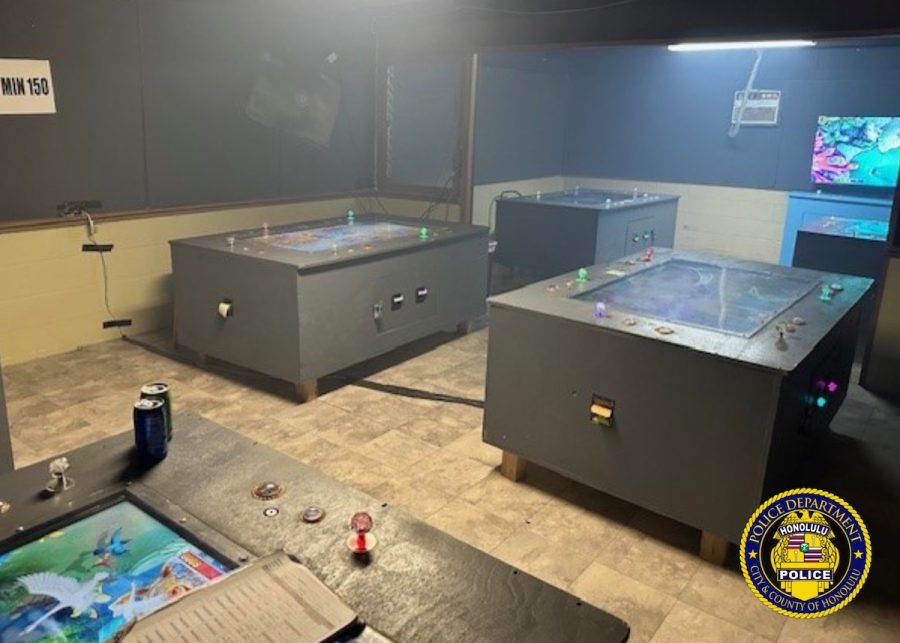 Honolulu Police Department raids illegal gambling den