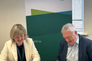 Ireland and Gibraltar gambling regulators sign cooperation agreement to strengthen oversight. Anne Marie Caulfield and Andrew Lynam signing a cooperation agreement between the Gambling Regulatory Authority of Ireland and the Gibraltar Regulatory Authority at a meeting table.