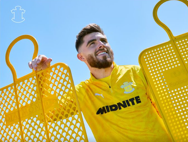 Southampton FC launches new training kit, sponsored by Midnite / Midnite has agreed a deal to become the latest partner company of English Championship club, Southampton FC.
