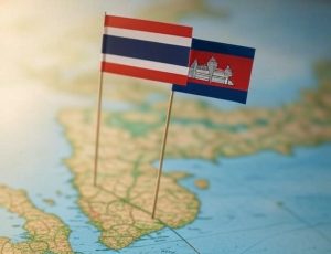 AI powered image showing flags of Thailand and Cambodia pinned to a map / The Star Vegas casino in Poipet has been significantly impacted by recent border tensions between Thailand and Cambodia. 