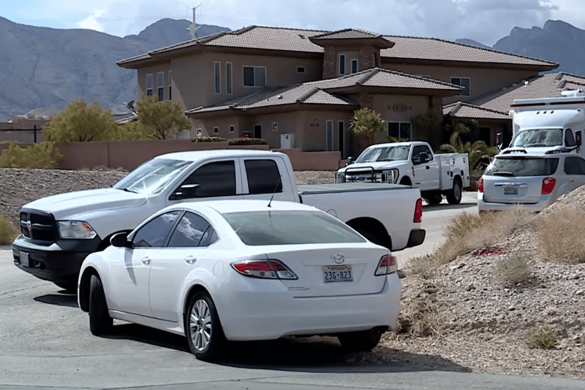 Las Vegas lawyer accepts plea deal in $460M Ponzi case