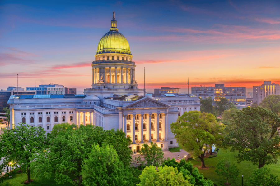 New bill is put forward to regulate online sports betting in Wisconsin