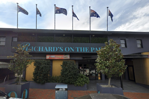 Richard's on the Park Hotel. Former NSW hotel licensee fined $44,000 for illegal gambling hours