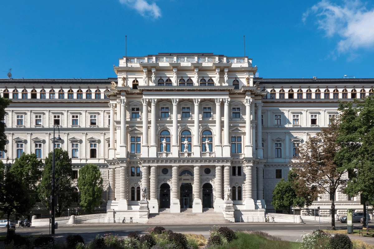 Austrian Supreme Court rules out loot boxes as gambling