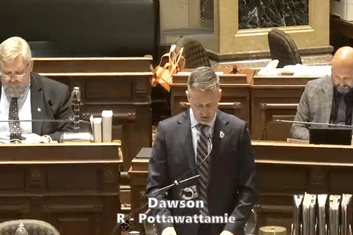 Iowa gambling enforcement and tax overhaul passes