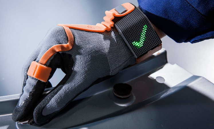 proglove-combines-ergonomics-and-business-intelligence-for-industrial-workers-source-proglove